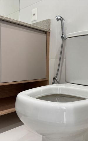 Apartamento à venda com 79m², 2 quartos e 1 vaga Apartamento à venda com 79m², 2 quartos e 1 vagaBanheiro Social