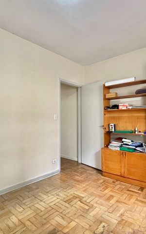 Casa à venda com 260m², 5 quartos e 2 vagas Casa à venda com 260m², 5 quartos e 2 vagasQuarto 1