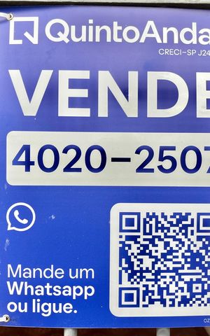 Casa à venda com 260m², 5 quartos e 2 vagas Casa à venda com 260m², 5 quartos e 2 vagasPlaquinha