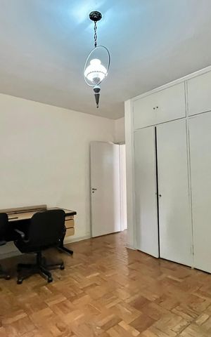 Casa à venda com 260m², 5 quartos e 2 vagas Casa à venda com 260m², 5 quartos e 2 vagasQuarto 3