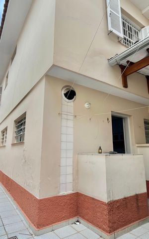 Casa à venda com 260m², 5 quartos e 2 vagas Casa à venda com 260m², 5 quartos e 2 vagasQuintal