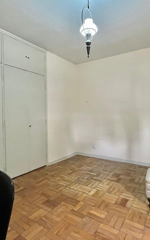 Casa à venda com 260m², 5 quartos e 2 vagas Casa à venda com 260m², 5 quartos e 2 vagasQuarto 3