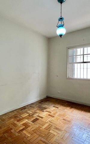 Casa à venda com 260m², 5 quartos e 2 vagas Casa à venda com 260m², 5 quartos e 2 vagasQuarto 2