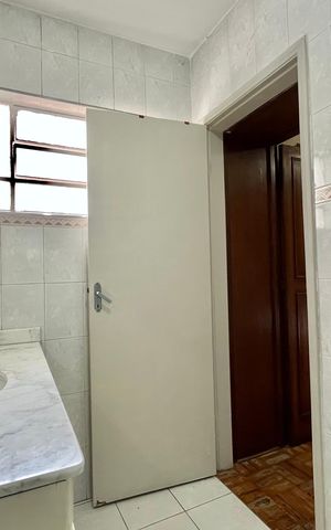 Casa à venda com 260m², 5 quartos e 2 vagas Casa à venda com 260m², 5 quartos e 2 vagasBanheiro da Suíte
