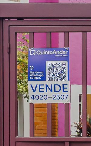 Casa à venda com 120m², 4 quartos e 1 vagaPlaquinha