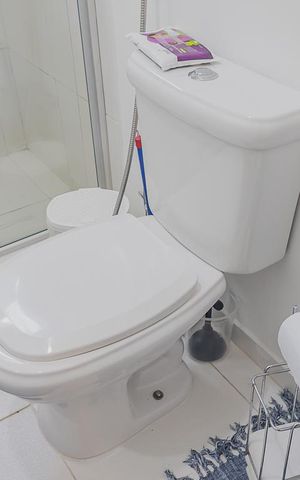 Casa à venda com 120m², 4 quartos e 1 vagaBanheiro
