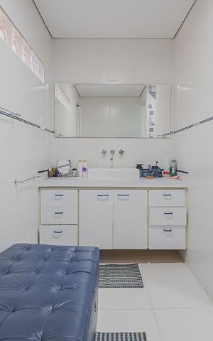 Casa à venda com 120m², 4 quartos e 1 vagaBanheiro da Suíte