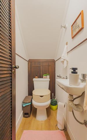 Casa à venda com 120m², 4 quartos e 1 vagaLavabo