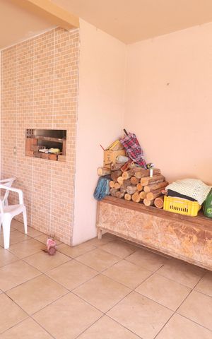 Casa à venda com 180m², 3 quartos e 2 vagasGaragem