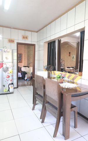 Casa à venda com 180m², 3 quartos e 2 vagasCozinha