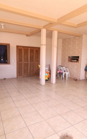 Casa à venda com 180m², 3 quartos e 2 vagasGaragem