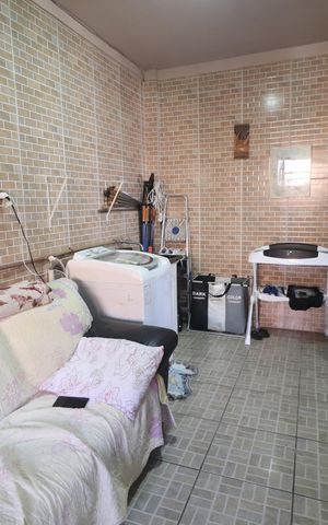 Casa à venda com 180m², 3 quartos e 2 vagasLavanderia