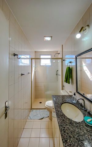 Apartamento à venda com 84m², 3 quartos e 2 vagasBanheiro Social