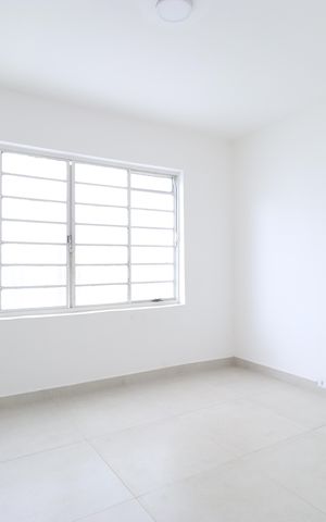 Casa para alugar com 90m², 2 quartos e sem vagaSala
