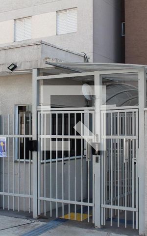 Apartamento para alugar com 49m², 2 quartos e 1 vagaFachada e portaria + Placa