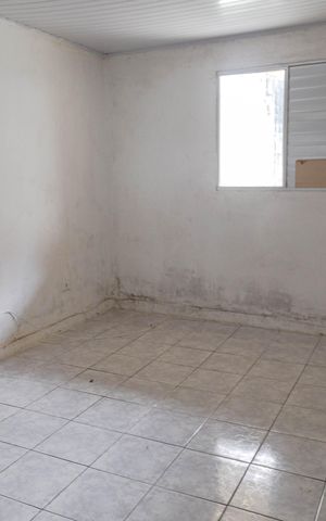 Casa à venda com 380m², 4 quartos e 4 vagas Casa à venda com 380m², 4 quartos e 4 vagasQuarto Casa 2