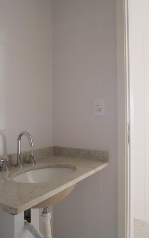Apartamento à venda com 62m², 2 quartos e 1 vagaBanheiro Social