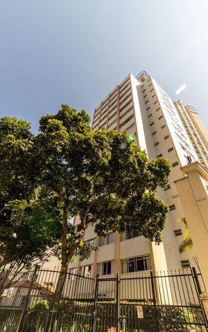 Apartamento à venda com 120m², 3 quartos e 1 vagaFachada
