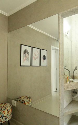 Casa de condomínio à venda com 318m², 5 quartos e 4 vagasHall do segundo andar