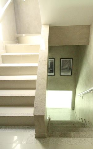 Casa de condomínio à venda com 318m², 5 quartos e 4 vagasHall do segundo andar