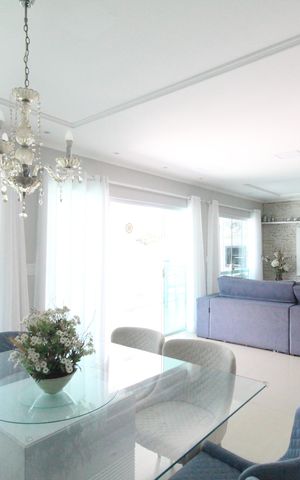 Casa de condomínio à venda com 318m², 5 quartos e 4 vagasSala