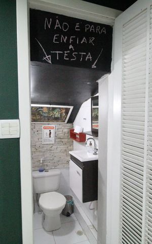 Casa de condomínio à venda com 318m², 5 quartos e 4 vagasGaragem - Banheiro