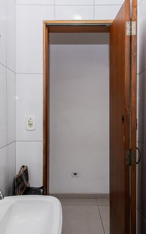 Casa à venda com 151m², 3 quartos e 2 vagas Casa à venda com 151m², 3 quartos e 2 vagasLavabo