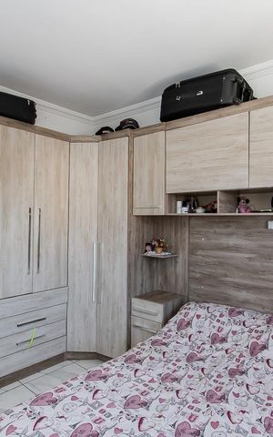 Casa à venda com 151m², 3 quartos e 2 vagas Casa à venda com 151m², 3 quartos e 2 vagasSuite