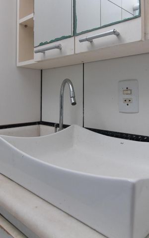 Casa à venda com 280m², 5 quartos e 6 vagas Casa à venda com 280m², 5 quartos e 6 vagasBanheiro da Suíte