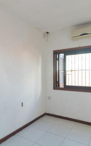 Casa à venda com 280m², 5 quartos e 6 vagas Casa à venda com 280m², 5 quartos e 6 vagasQuarto 2