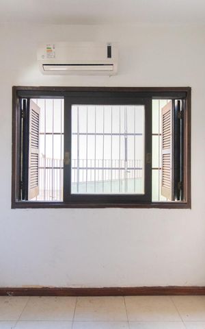 Casa à venda com 280m², 5 quartos e 6 vagas Casa à venda com 280m², 5 quartos e 6 vagasCobertura - Quarto 2