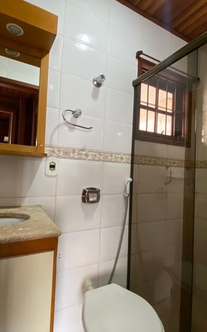 Casa à venda com 660m², 3 quartos e 10 vagas Casa à venda com 660m², 3 quartos e 10 vagasBanheiro