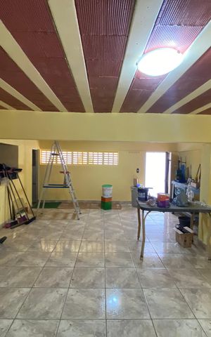 Casa à venda com 660m², 3 quartos e 10 vagas Casa à venda com 660m², 3 quartos e 10 vagasSótão