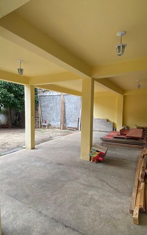 Casa à venda com 660m², 3 quartos e 10 vagas Casa à venda com 660m², 3 quartos e 10 vagasQuintal