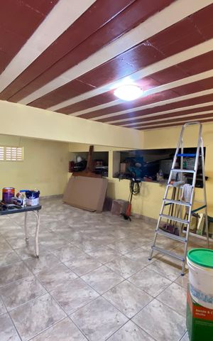 Casa à venda com 660m², 3 quartos e 10 vagas Casa à venda com 660m², 3 quartos e 10 vagasSótão
