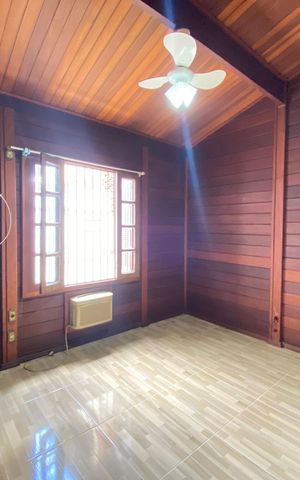 Casa à venda com 660m², 3 quartos e 10 vagas Casa à venda com 660m², 3 quartos e 10 vagasQuarto 2