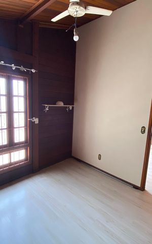 Casa à venda com 660m², 3 quartos e 10 vagas Casa à venda com 660m², 3 quartos e 10 vagasQuarto 1