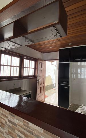 Casa à venda com 660m², 3 quartos e 10 vagas Casa à venda com 660m², 3 quartos e 10 vagasCozinha