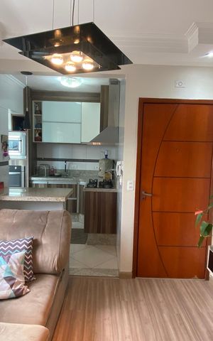 Apartamento à venda com 92m², 2 quartos e 1 vaga Apartamento à venda com 92m², 2 quartos e 1 vagaSala