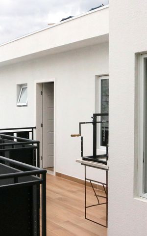 Casa para alugar com 75m², 2 quartos e 2 vagasVaranda
