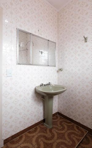 Casa à venda com 6672m², 2 quartos e 3 vagasBanheiro