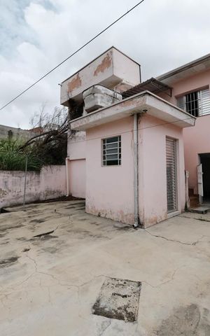 Casa à venda com 6672m², 2 quartos e 3 vagasÁrea Externa