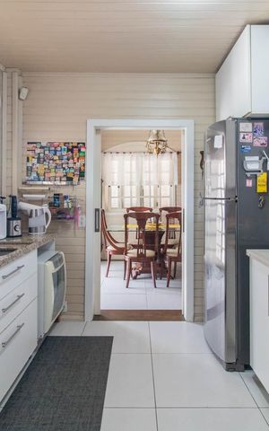 Casa à venda com 250m², 3 quartos e 4 vagasCozinha