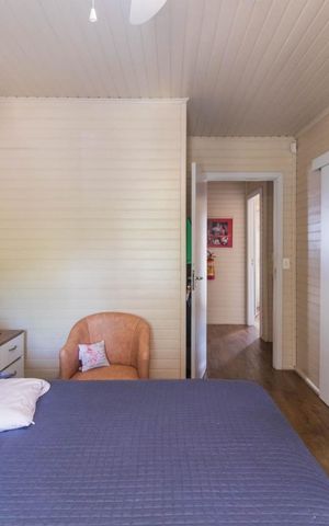 Casa à venda com 250m², 3 quartos e 4 vagasSuíte