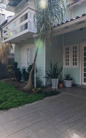 Casa à venda com 250m², 3 quartos e 4 vagasÁrea comum