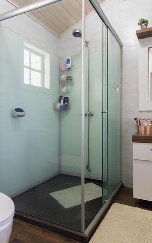 Casa à venda com 250m², 3 quartos e 4 vagasBanheiro da Suíte