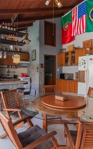 Casa à venda com 250m², 3 quartos e 4 vagasÁrea comum