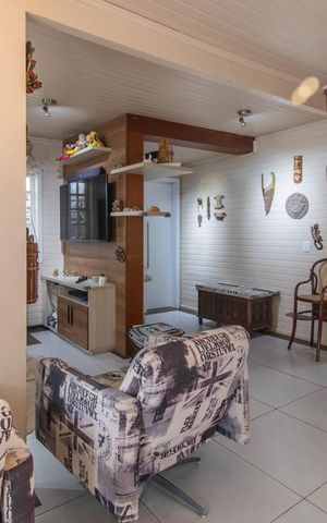 Casa à venda com 250m², 3 quartos e 4 vagasSala