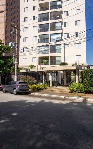 Apartamento à venda com 66m², 2 quartos e 1 vaga Apartamento à venda com 66m², 2 quartos e 1 vagaFachada e Portaria