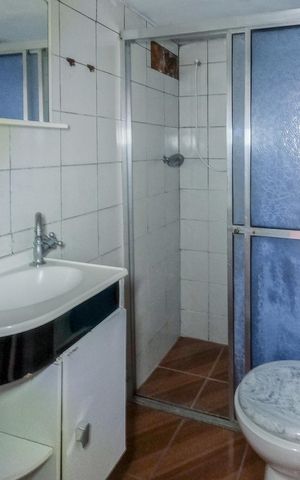 Casa para alugar com 55m², 1 quarto e 1 vaga Casa para alugar com 55m², 1 quarto e 1 vagaBanheiro